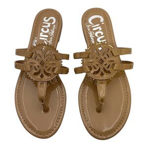 Circus by Sam Edelman Tan Cutout Leather Thong Sandals